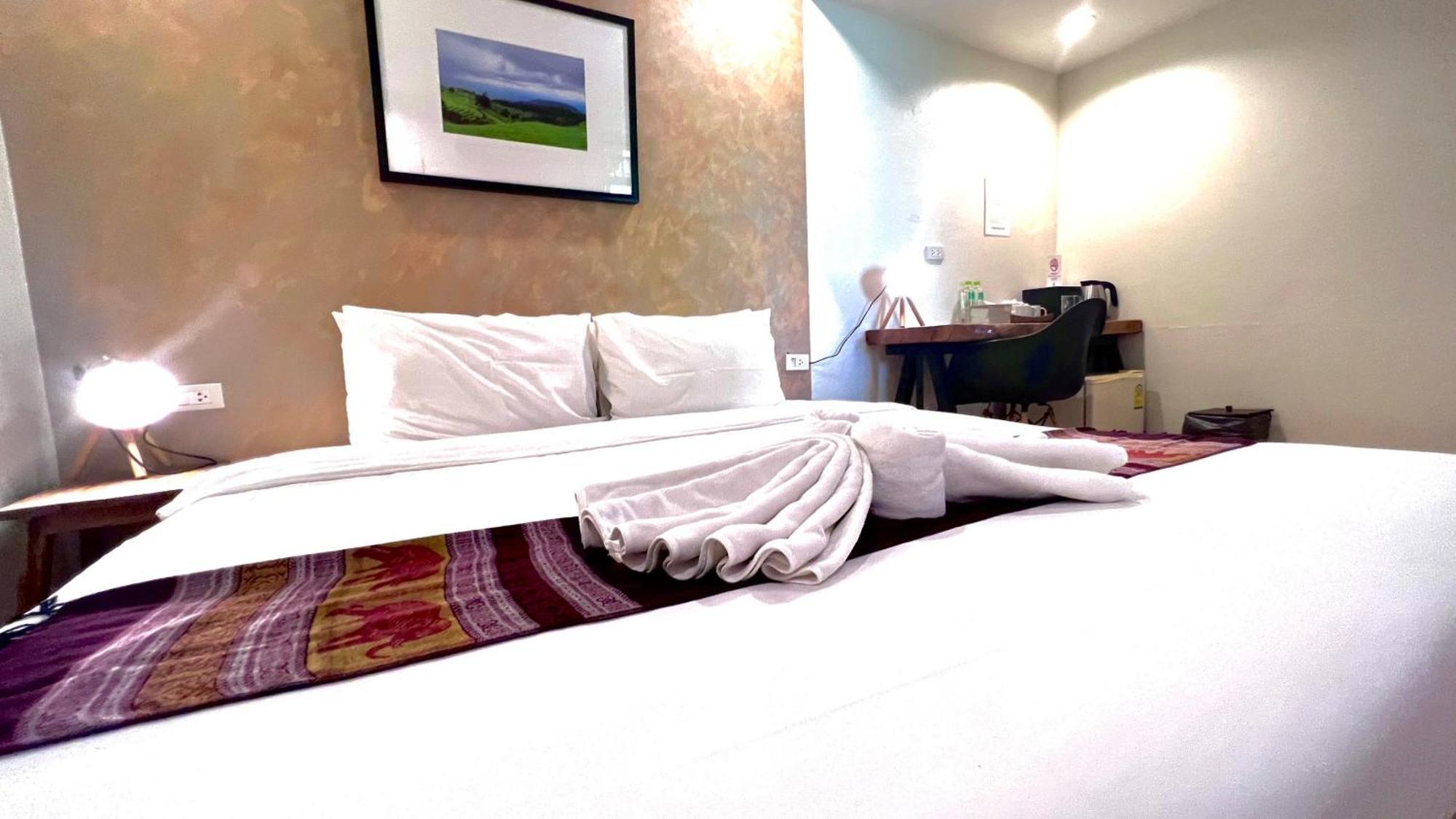 Udee Cozy Hotel Chiang Mai Exterior photo