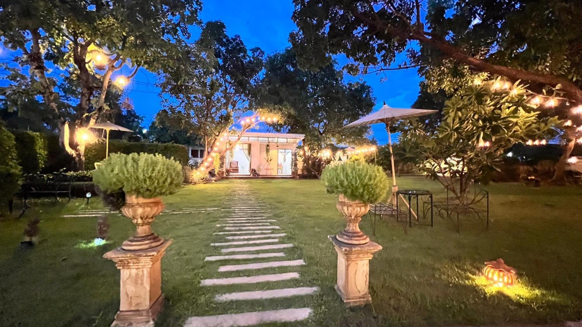Udee Cozy Hotel Chiang Mai Exterior photo