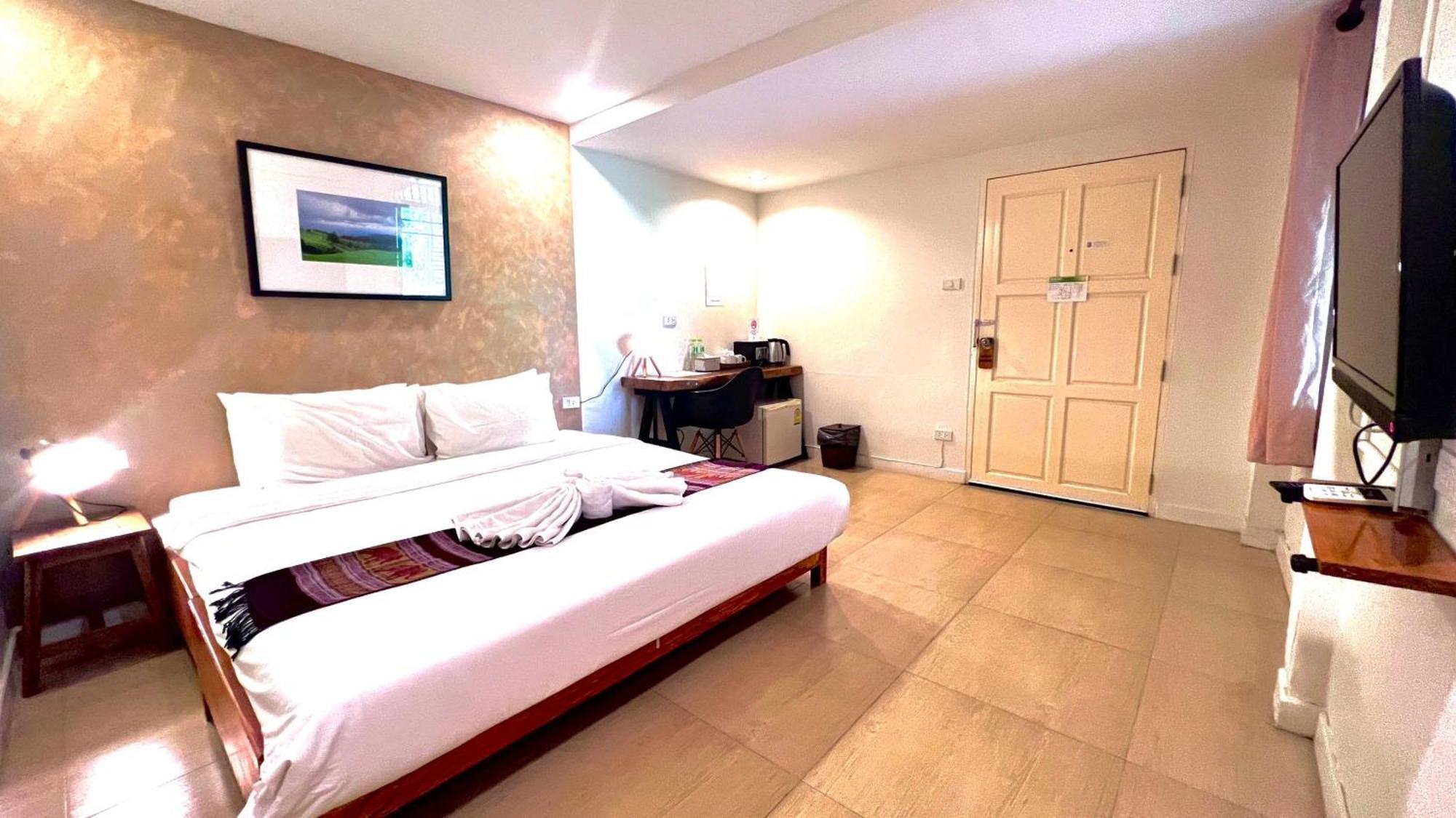 Udee Cozy Hotel Chiang Mai Exterior photo