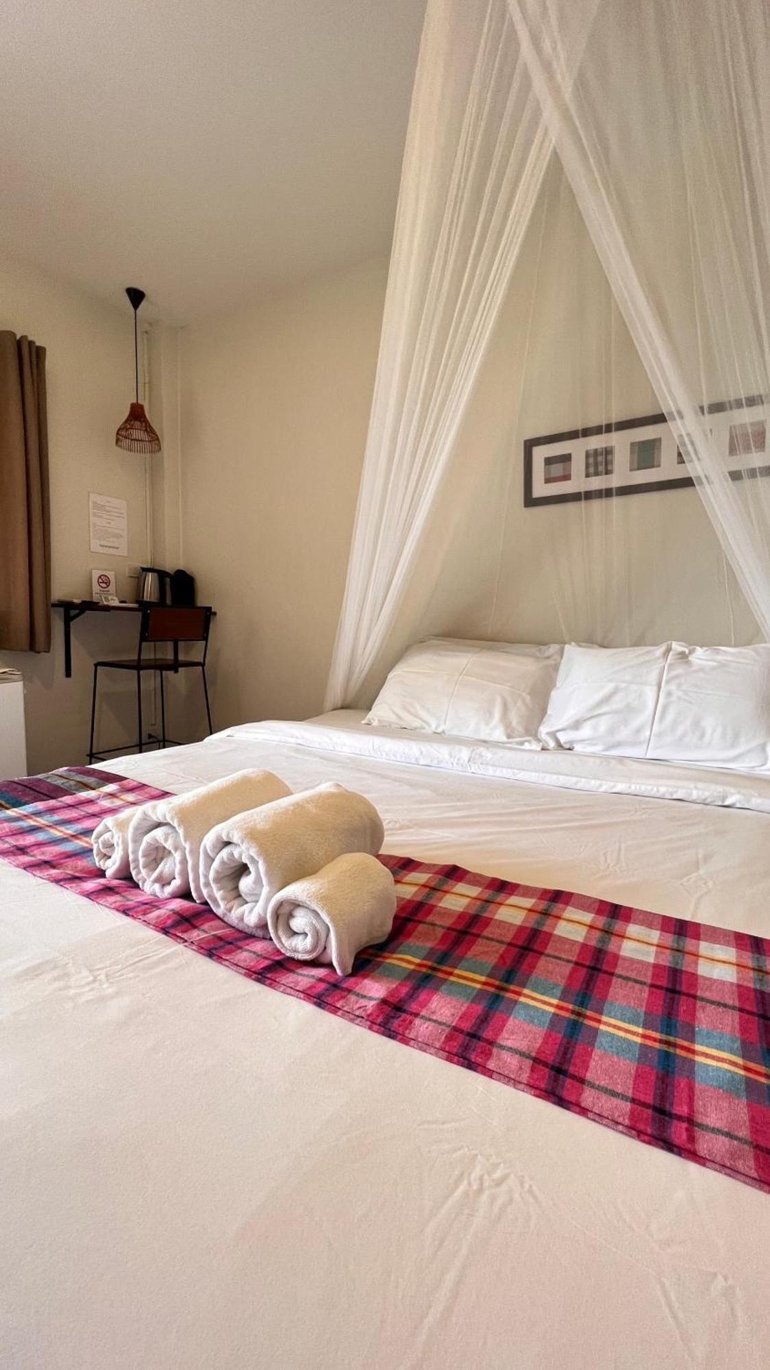 Udee Cozy Hotel Chiang Mai Exterior photo