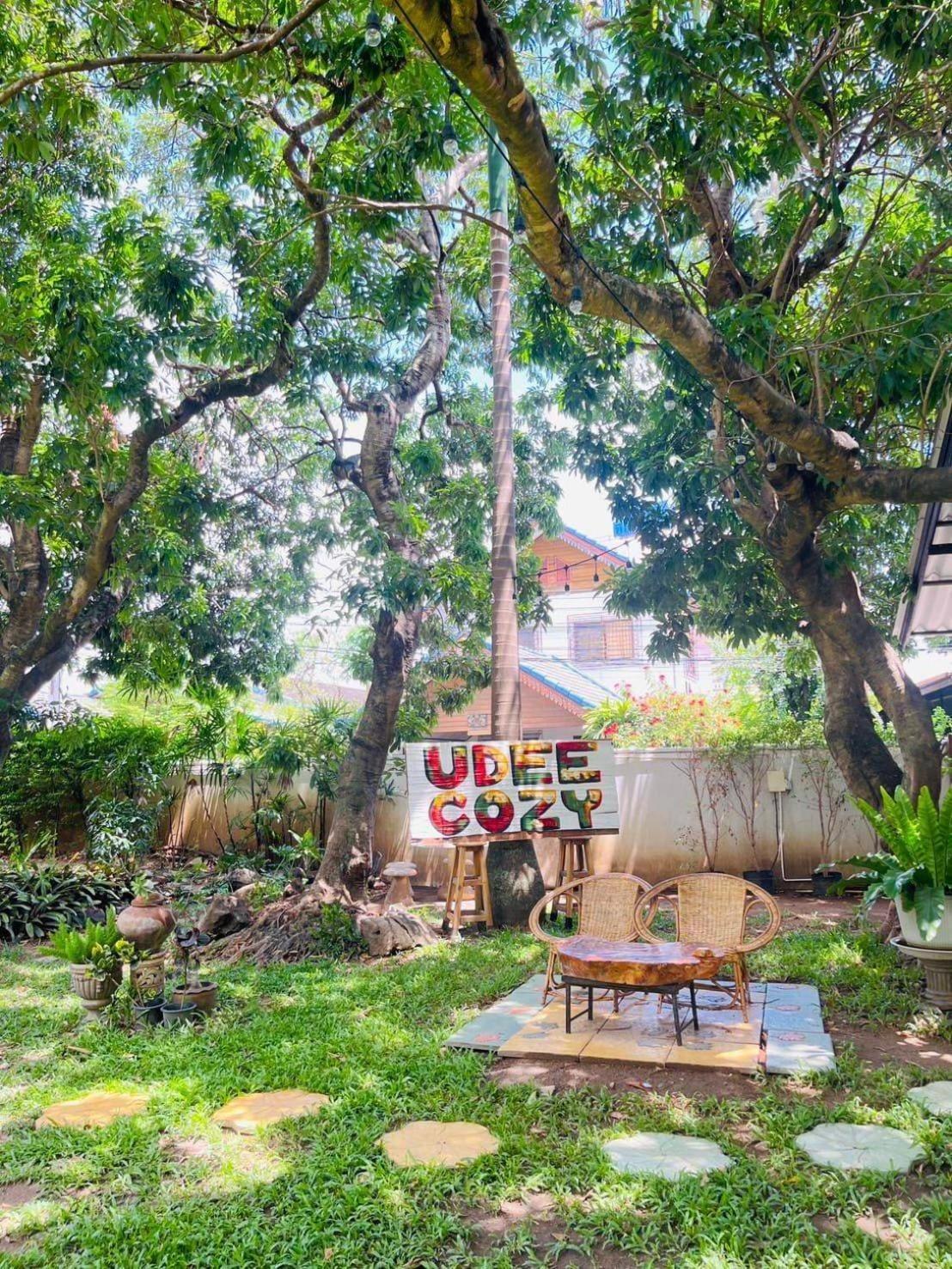 Udee Cozy Hotel Chiang Mai Exterior photo